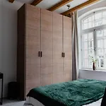 Kerkstraat Bed & Breakfast 3*