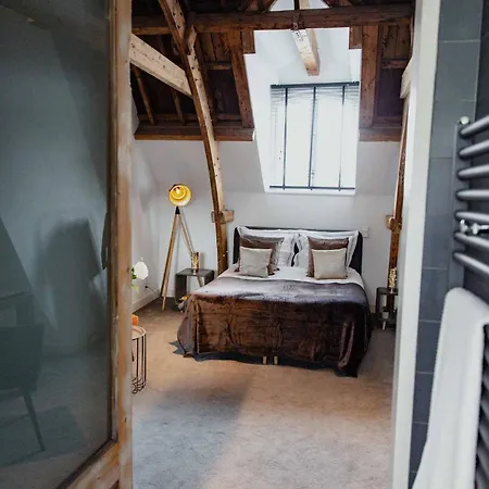 Kerkstraat לינה וארוחת בוקר