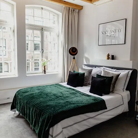 Kerkstraat לינה וארוחת בוקר 3*