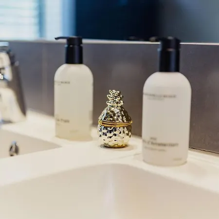 Kerkstraat לינה וארוחת בוקר 3*