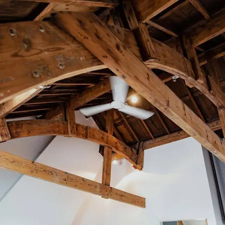 Kerkstraat Bed & Breakfast 3*