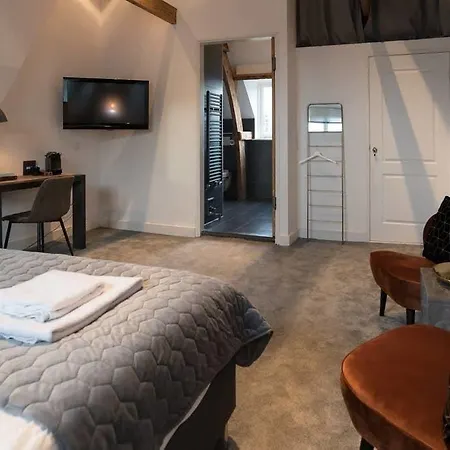 B&B Kerkstraat 3*